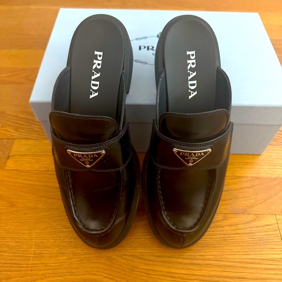 Prada women’s brushed mule - Picture 8 of 13